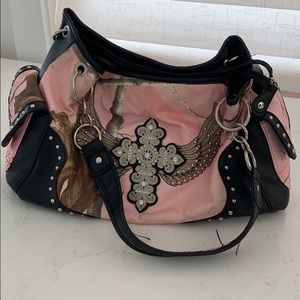 Realtree pink camouflage purse